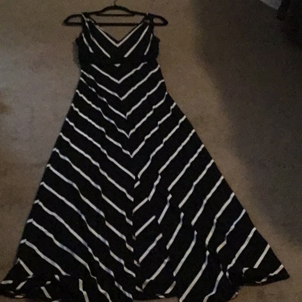 Worn once WHBM maxi dress